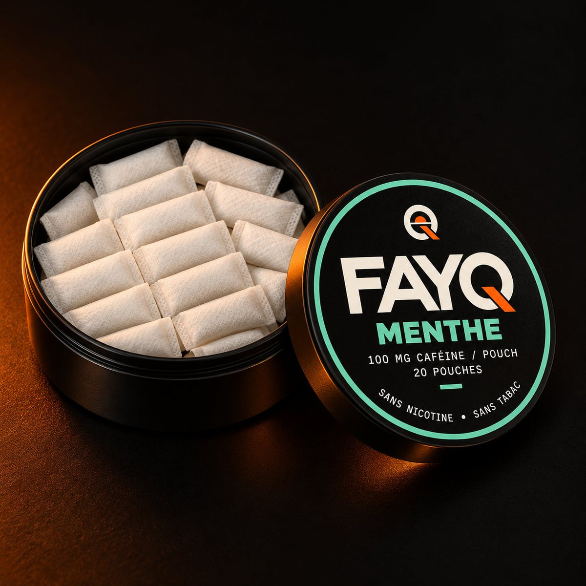 Boîte FAYQ Menthe ouverte montrant les 20 pouches de caféine blanches